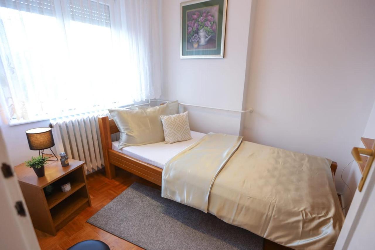 Apartman ZITA Osijek Bagian luar foto